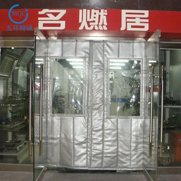 店鋪門口